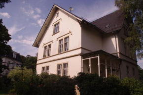 Отель Ferienwohnung Villa Weyermann  Лайхлинген